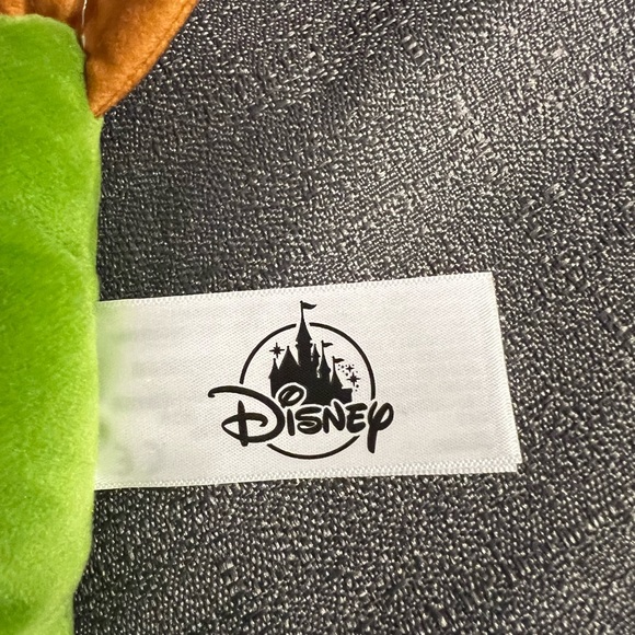 Disney Animal Kingdom Daryl Dinosaur rare 11" Plush - Picture 6 of 7